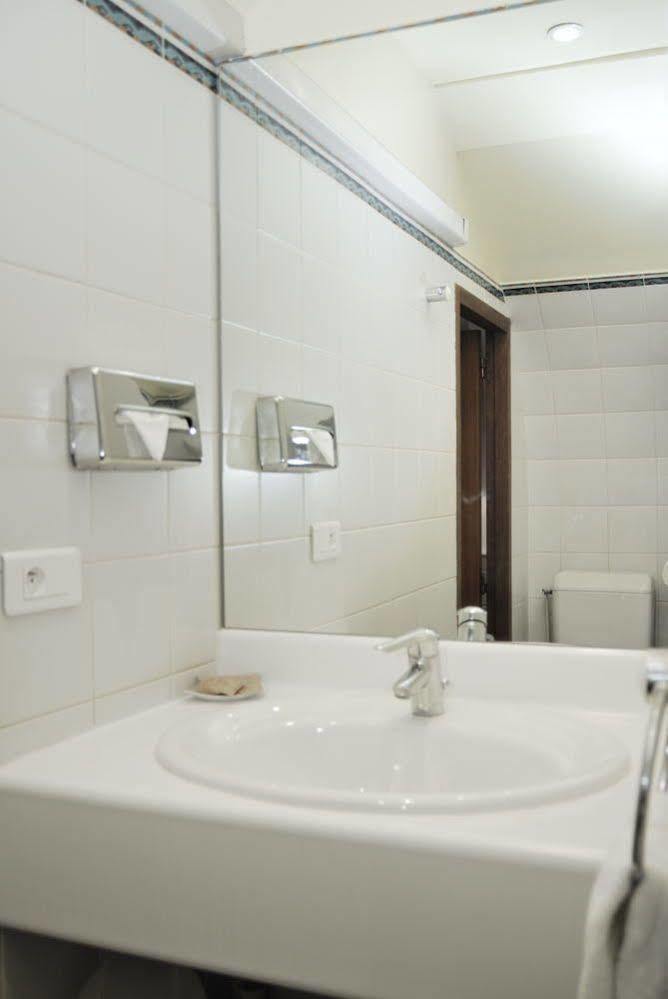 Hotel Hospitel Párizs Kültér fotó
